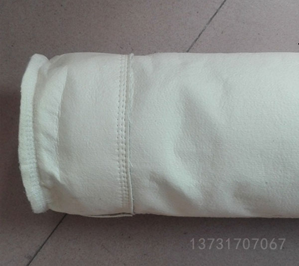 山東維坊膨潤土廠ZC型回轉反吹扁袋式除塵器交付使用 山東維坊膨潤土廠ZC型回轉反吹扁袋式除塵器交付使用