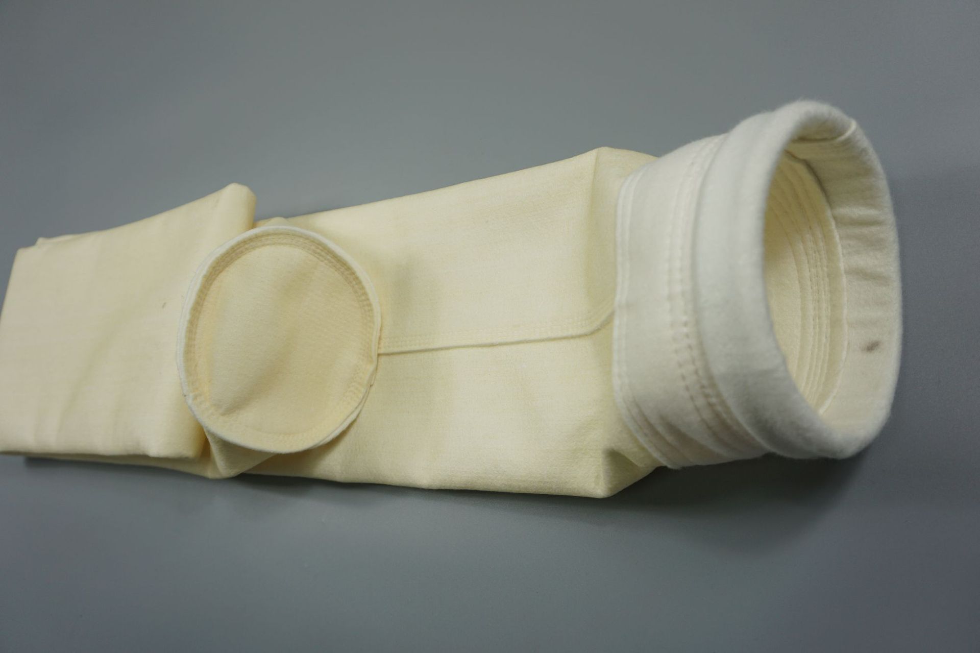 水泥廠如何選擇除塵布袋？